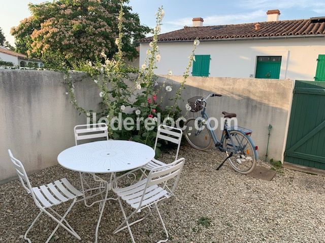 Photo 6 : TERRASSE d'une maison située à La Couarde-sur-mer, île de Ré.