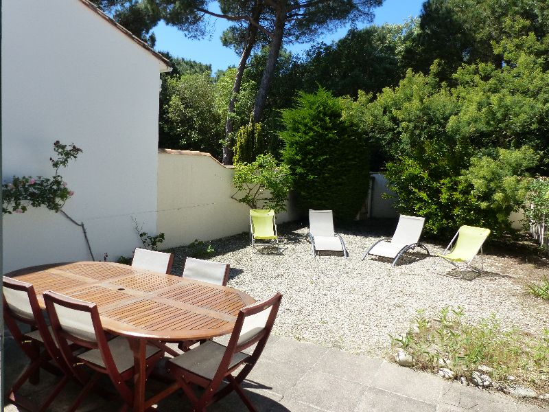 Photo 4 : JARDIN d'une maison située à La Couarde-sur-mer, île de Ré.