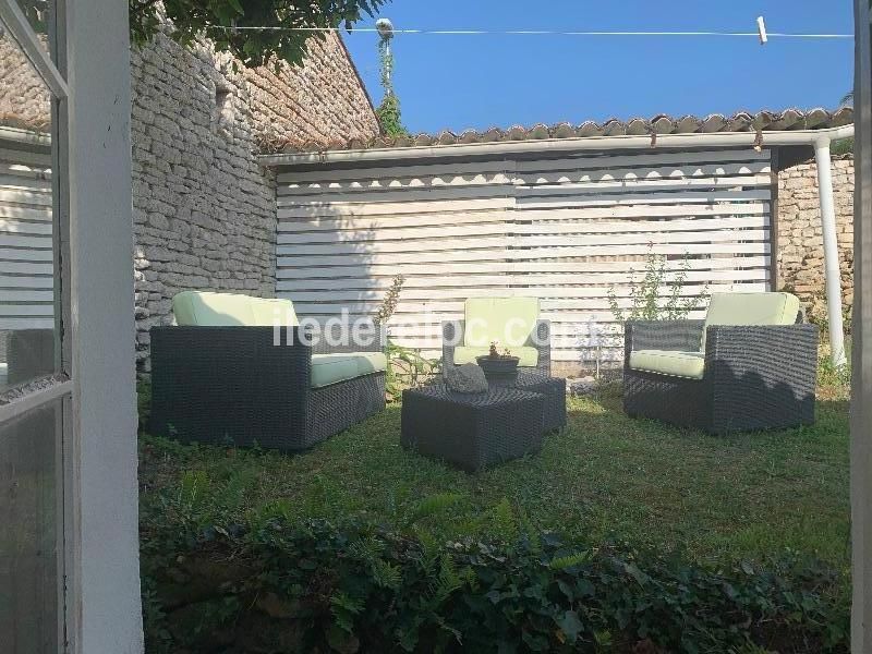 Photo 12 : JARDIN d'une maison située à Les Portes-en-Ré, île de Ré.