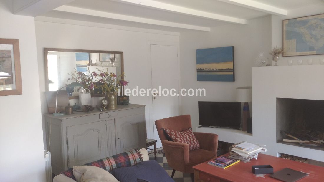Photo 7 : SEJOUR d'une maison située à Les Portes-en-Ré, île de Ré.