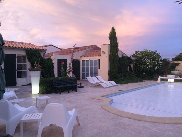 Photo 9 : EXTERIEUR d'une maison située à Loix, île de Ré.