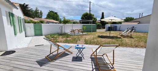 Ile de Ré:Maison neuve exposée plein sud