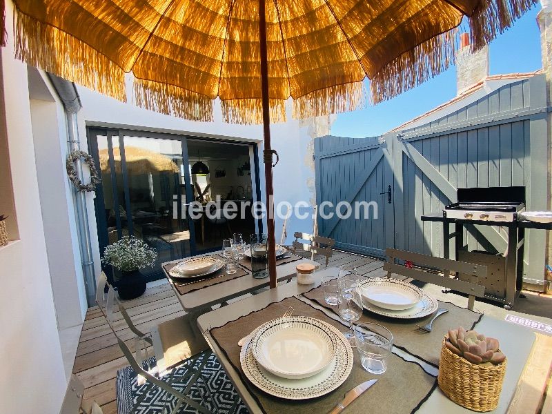 Photo 1 : TERRASSE d'une maison située à La Couarde-sur-mer, île de Ré.