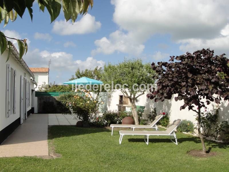 Photo 5 : JARDIN d'une maison située à La Flotte-en-Ré, île de Ré.