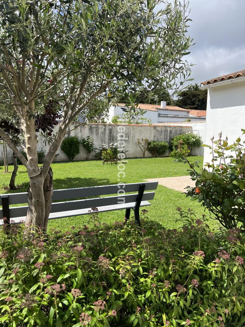 Photo 4 : JARDIN d'une maison située à La Flotte-en-Ré, île de Ré.