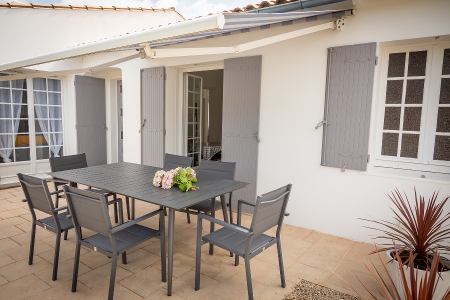 Photo 7 : TERRASSE d'une maison située à Saint-Martin-de-Ré, île de Ré.