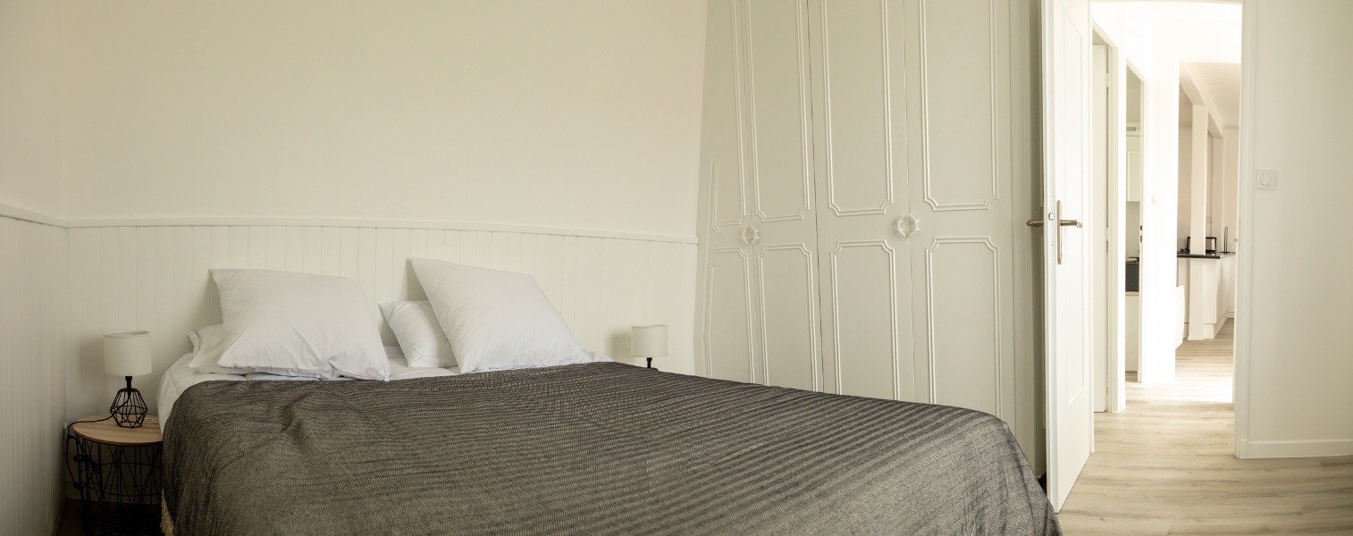 Photo 8 : CHAMBRE d'une maison située à Saint-Martin-de-Ré, île de Ré.