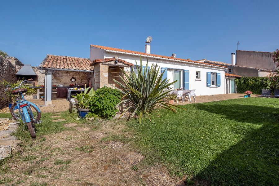 Photo 26 : NC d'une maison située à Sainte-Marie-de-Ré, île de Ré.