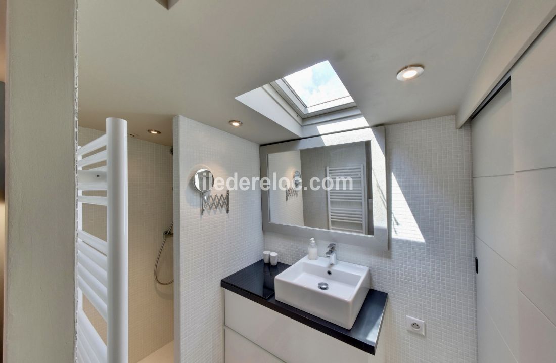 Photo 15 : NC d'une maison située à Saint-Martin-de-Ré, île de Ré.