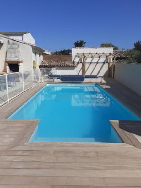 Photo 1 : PISCINE d'une maison située à La Flotte-en-Ré, île de Ré.