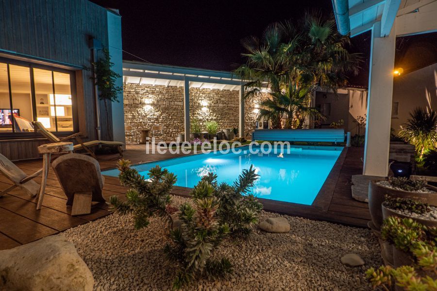 Photo 4 : PISCINE d'une maison située à Sainte-Marie-de-Ré, île de Ré.