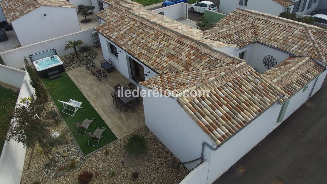 Photo 14 : EXTERIEUR d'une maison située à Saint-Martin-de-Ré, île de Ré.