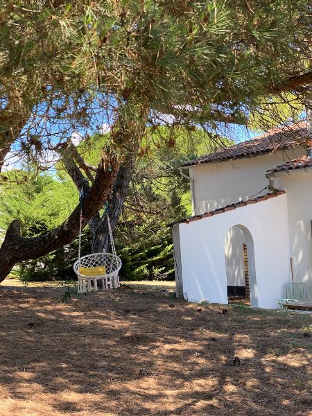 Photo 21 : EXTERIEUR d'une maison située à Le Bois-Plage-en-Ré, île de Ré.