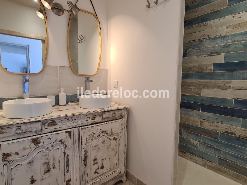 Photo 20 : NC d'une maison située à Le Bois-Plage-en-Ré, île de Ré.