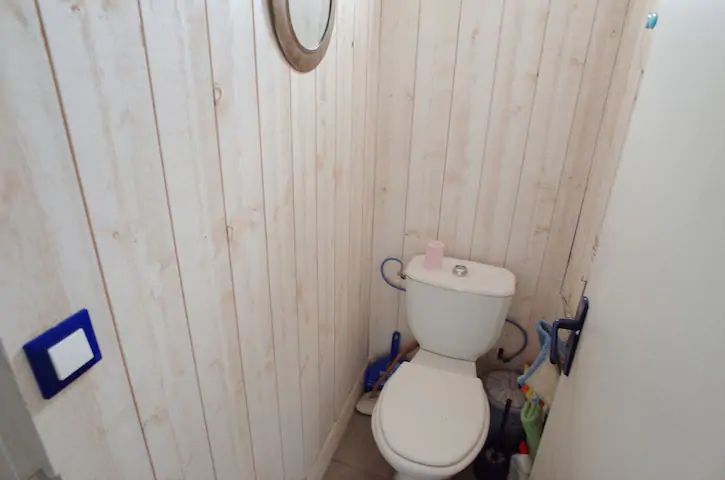 Photo 19 : WC d'une maison située à Saint-Clément-des-Baleines, île de Ré.