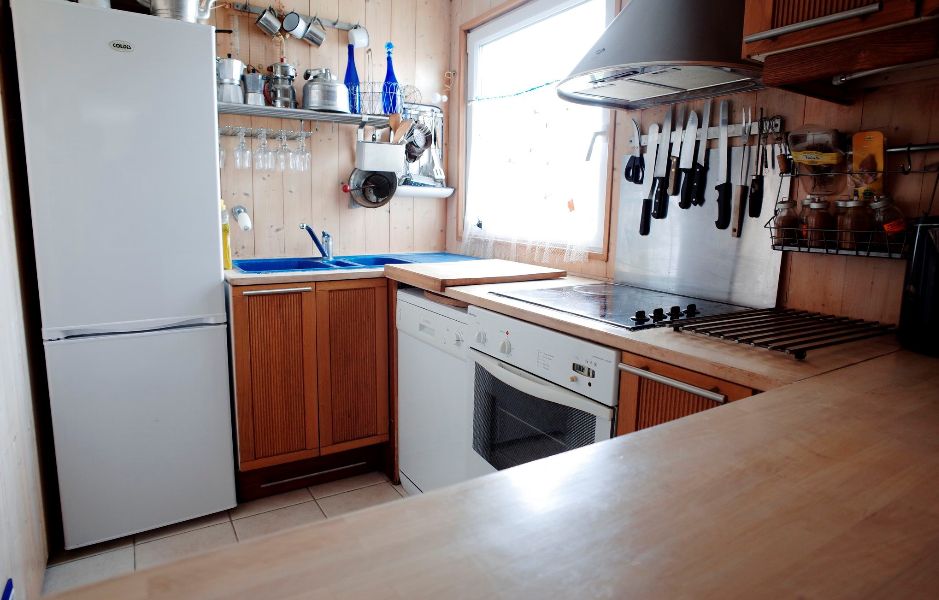 Photo 9 : CUISINE d'une maison située à Saint-Clément-des-Baleines, île de Ré.