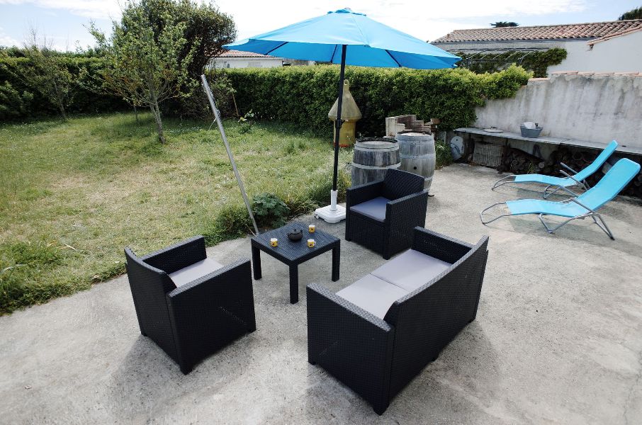 Photo 10 : TERRASSE d'une maison située à Saint-Clément-des-Baleines, île de Ré.
