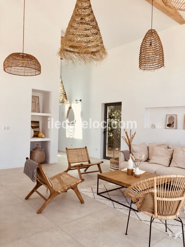 Photo 4 : SEJOUR d'une maison située à Le Bois-Plage-en-Ré, île de Ré.