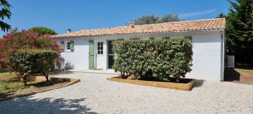 Ile de Ré:Jolie maison, 500m de la plage, grand jardin