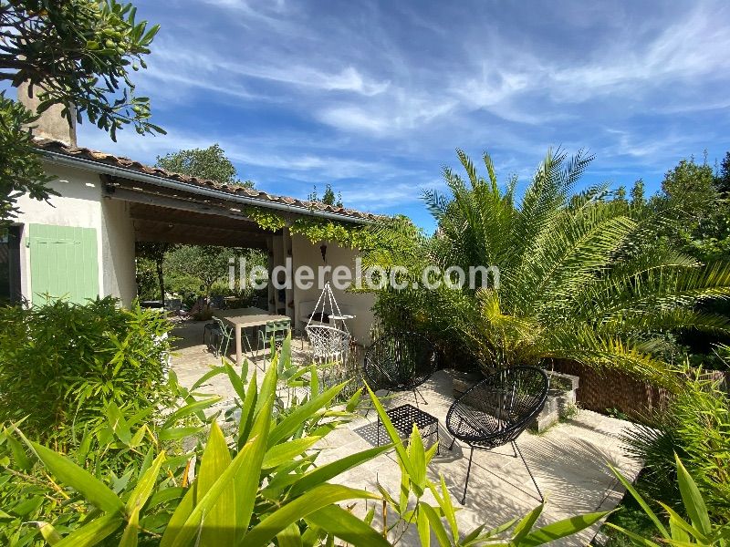 Photo 2 : NC d'une maison située à La Couarde-sur-mer, île de Ré.