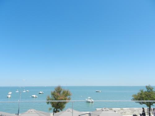 Photo 2 : EXTERIEUR d'une maison située à La Flotte-en-Ré, île de Ré.