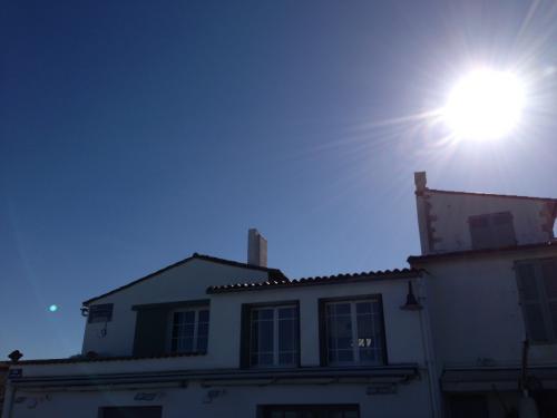 Photo 12 : EXTERIEUR d'une maison située à La Flotte-en-Ré, île de Ré.