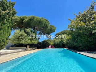 Ile de Ré:Loue maison, le bois plage en ré, 10 couchages, piscine, proche centre et plage