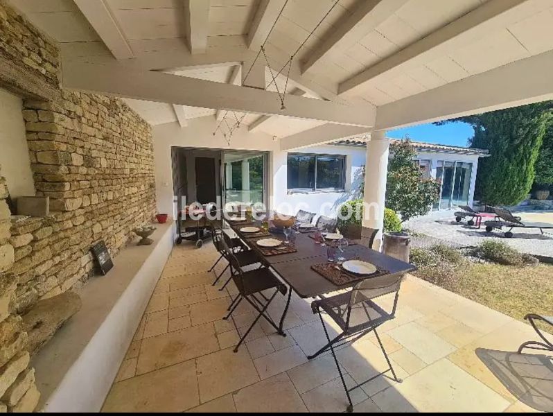 Photo 4 : PATIO d'une maison située à Le Bois-Plage-en-Ré, île de Ré.