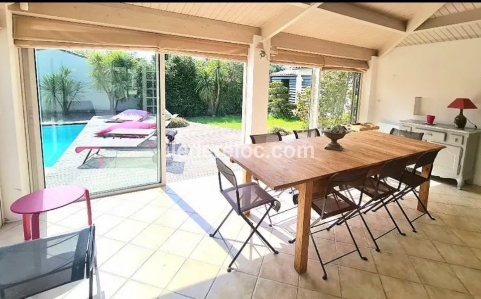 Photo 5 : SEJOUR d'une maison située à Le Bois-Plage-en-Ré, île de Ré.