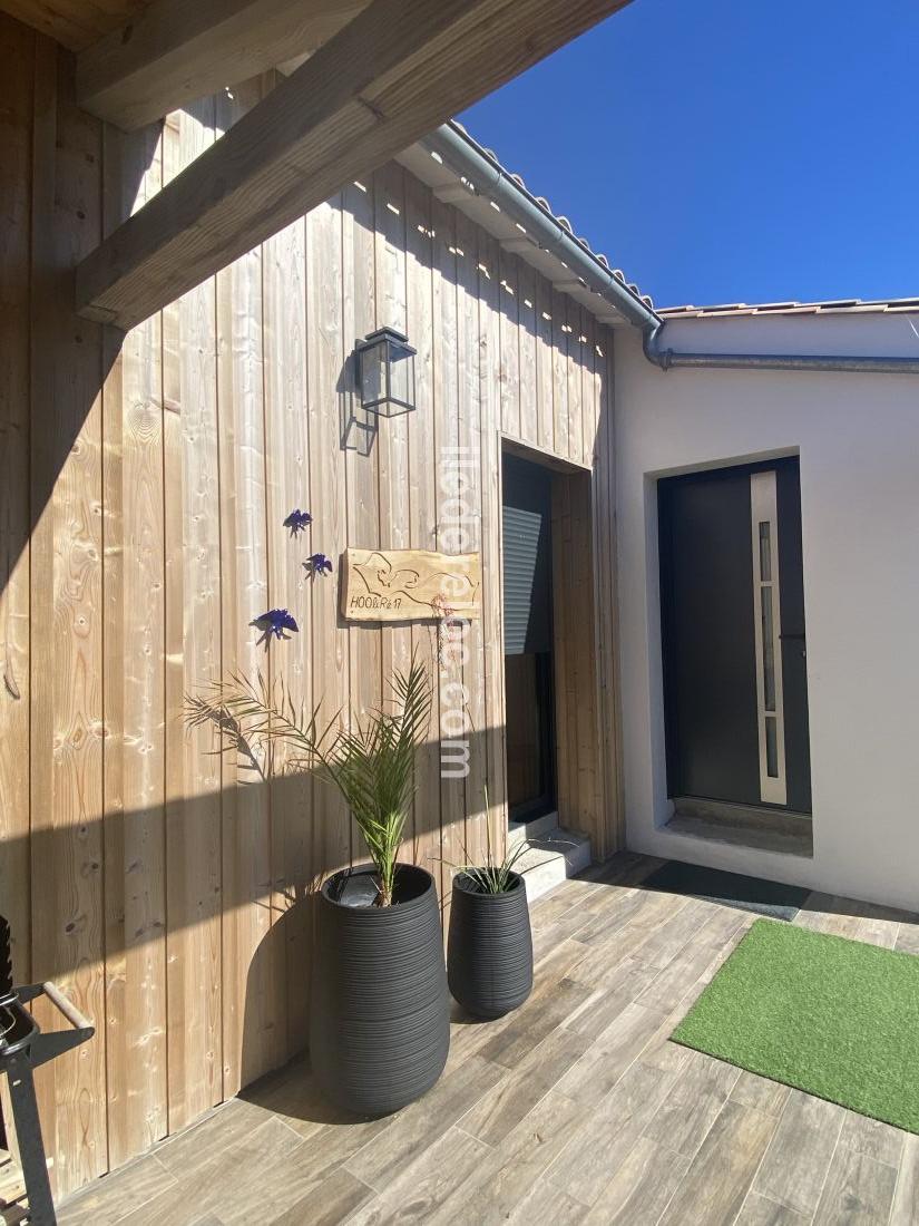 Photo 7 : JARDIN d'une maison située à Ars en Ré, île de Ré.