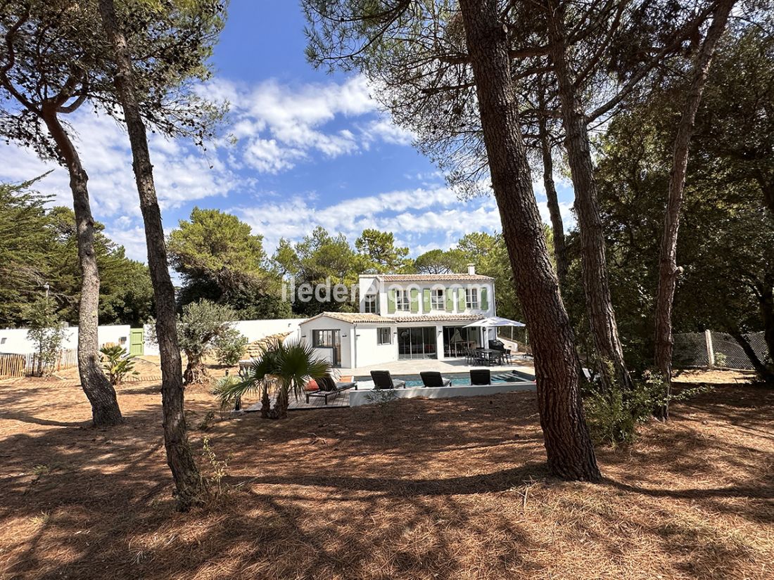 Photo 4 : JARDIN d'une maison située à Les Portes-en-Ré, île de Ré.