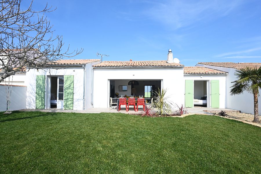 Photo 70 : NC d'une maison située à Ars en Ré, île de Ré.