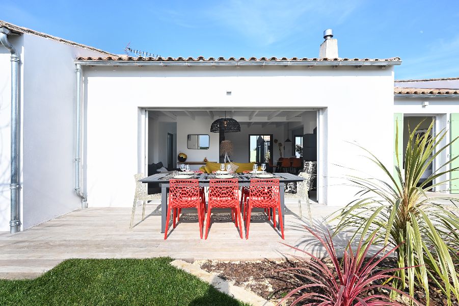 Photo 66 : NC d'une maison située à Ars en Ré, île de Ré.