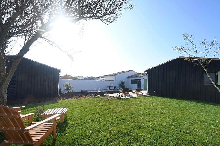 Photo 31 : NC d'une maison située à Ars en Ré, île de Ré.