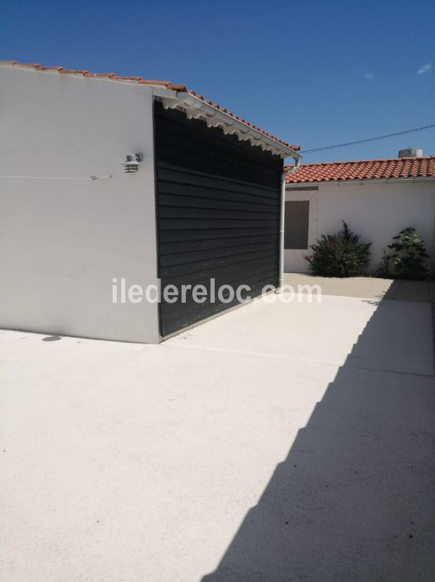 Photo 9 : TERRASSE d'une maison située à Saint-Clément-des-Baleines, île de Ré.