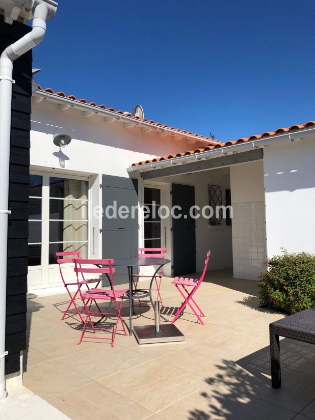 Photo 7 : TERRASSE d'une maison située à Saint-Clément-des-Baleines, île de Ré.