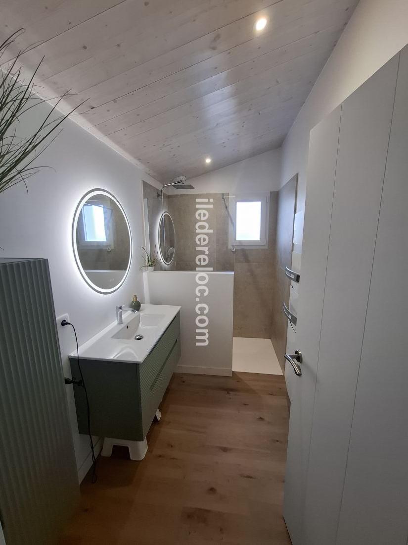 Photo 20 : NC d'une maison situ&eacute;e &agrave; Le Bois-Plage-en-R&eacute;, &icirc;le de R&eacute;.