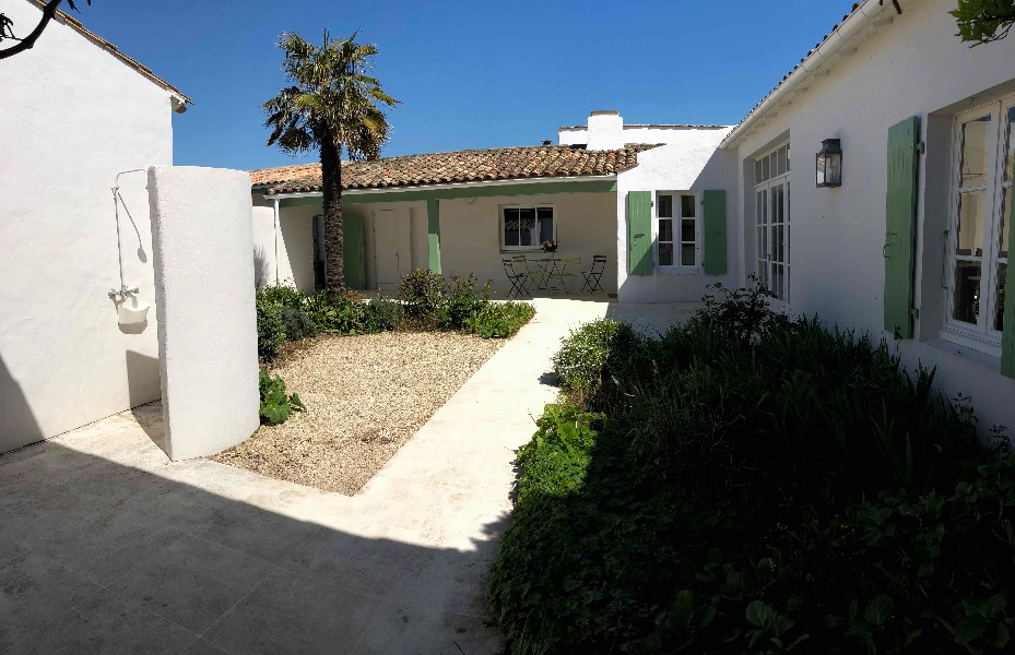 Photo 3 : NC d'une maison située à Loix, île de Ré.