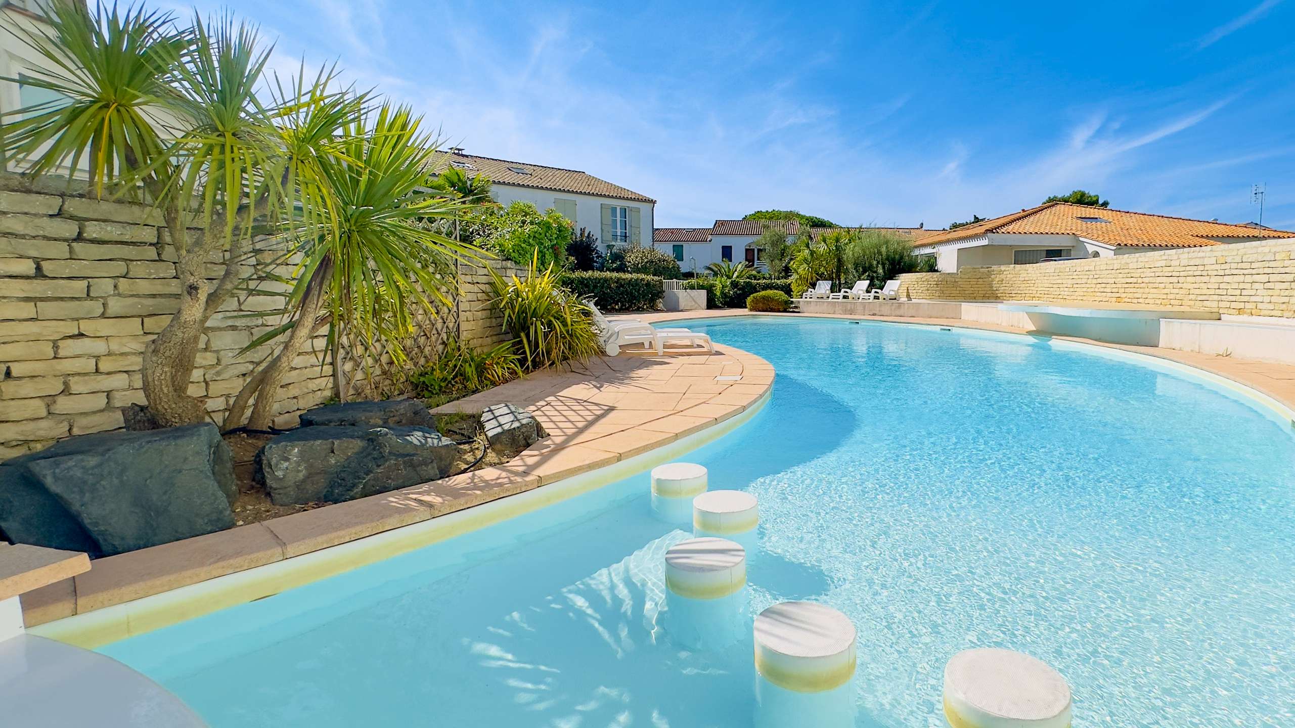 Photo 10 :  d'une maison située à La Couarde-sur-mer, île de Ré.