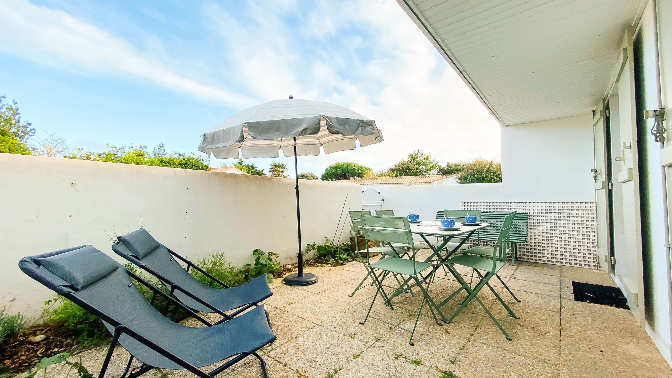 Photo 1 :  d'une maison située à La Couarde-sur-mer, île de Ré.