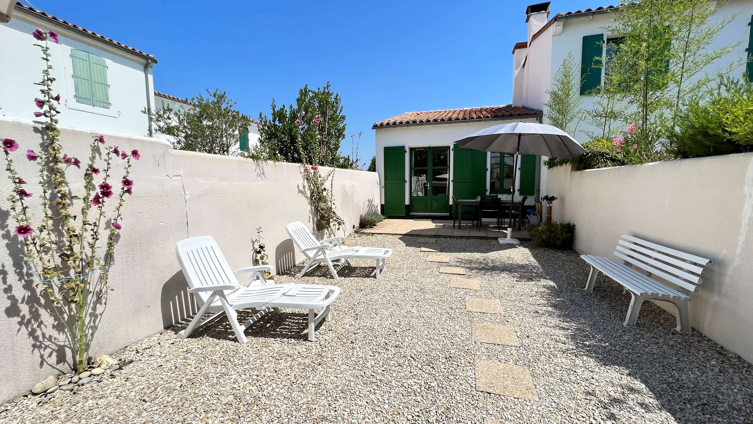 Photo 3 :  d'une maison située à La Couarde-sur-mer, île de Ré.