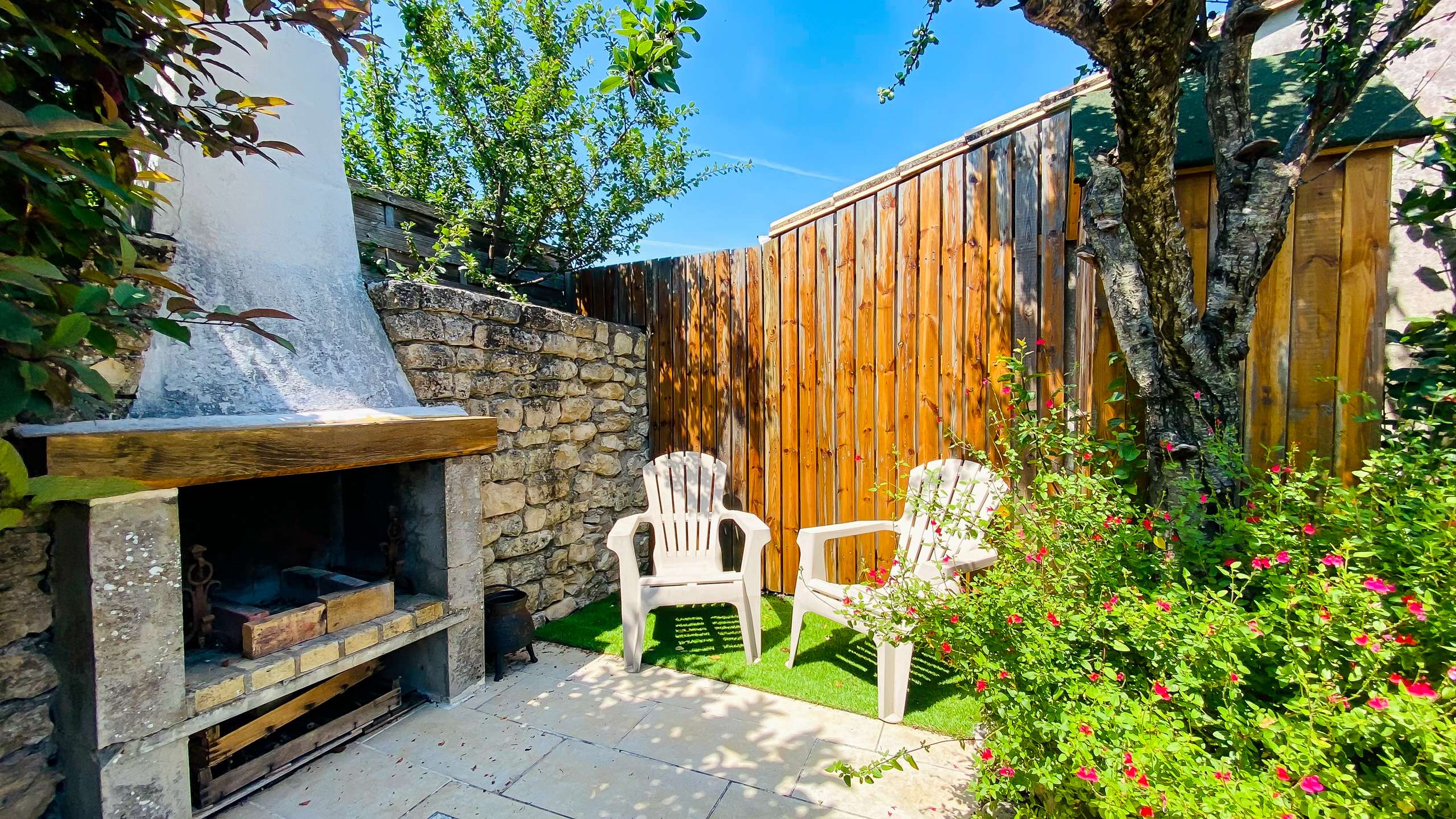 Photo 2 :  d'une maison située à Sainte-Marie-de-Ré, île de Ré.