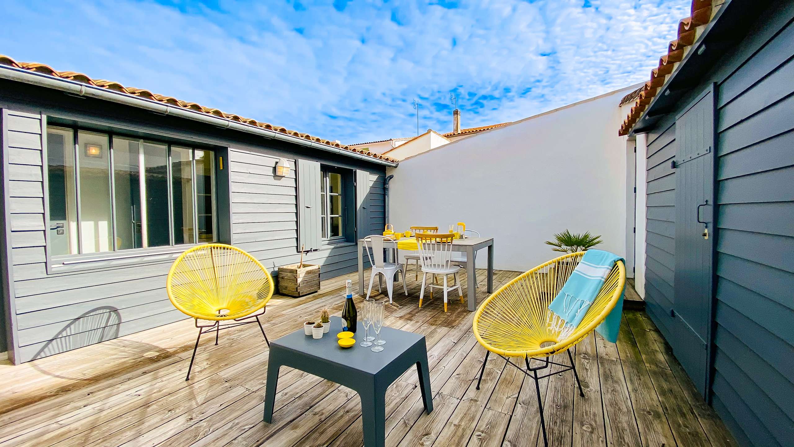 Photo 1 :  d'une maison située à Le Bois-Plage-en-Ré, île de Ré.