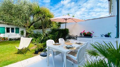 Ile de Ré:Jolie maison à deux pas du port de la flotte en ré