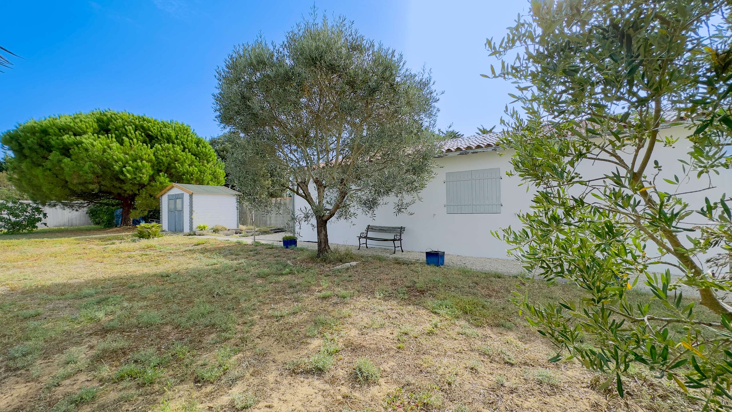 Photo 14 :  d'une maison située à La Couarde-sur-mer, île de Ré.