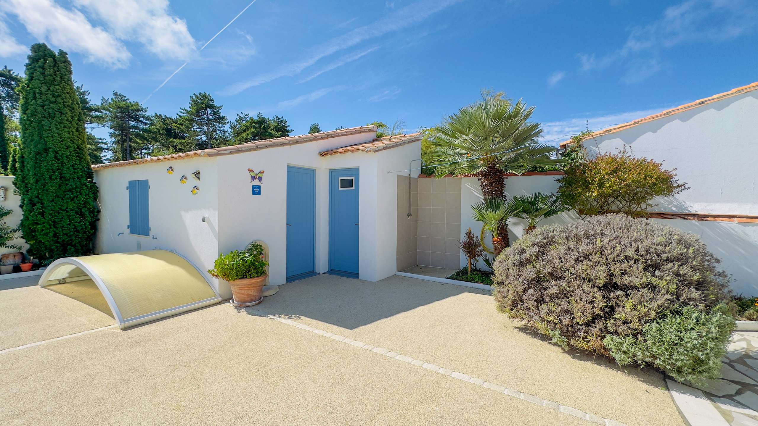 Photo 17 :  d'une maison située à Ars en Ré, île de Ré.