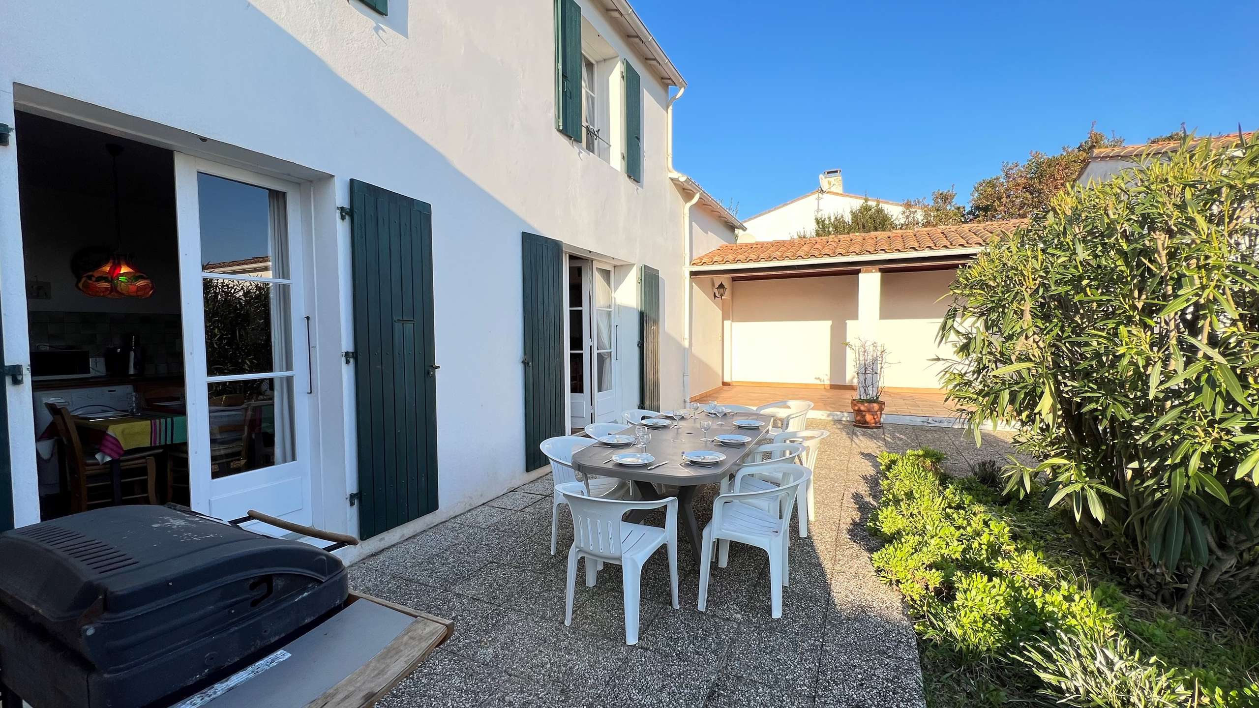 Photo 3 :  d'une maison située à La Couarde-sur-mer, île de Ré.