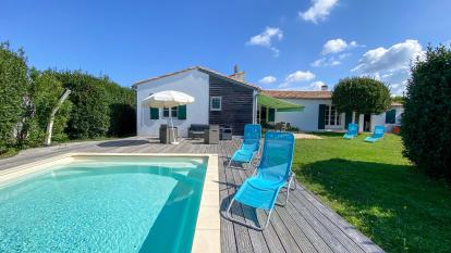 Ile de Ré:Superbe villa de plain pied avec jardin et piscine