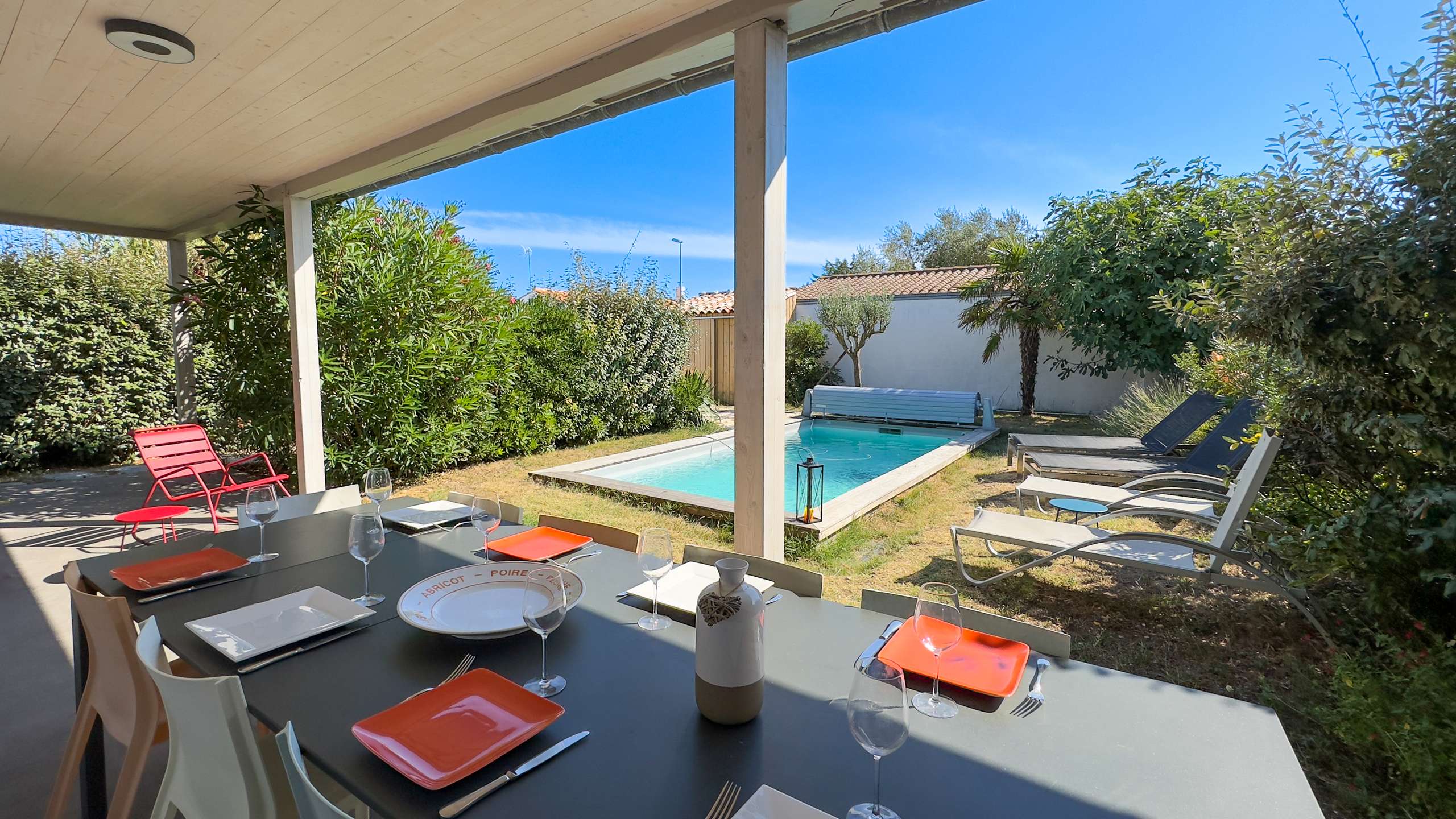 Photo 2 :  d'une maison située à Sainte-Marie-de-Ré, île de Ré.