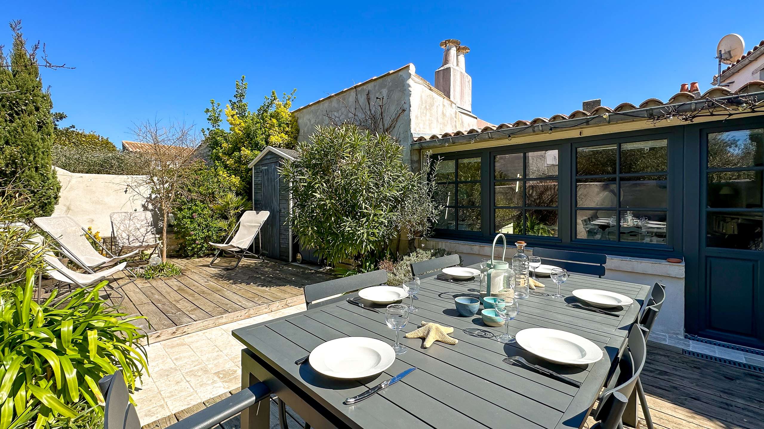 Photo 1 :  d'une maison située à Ars en Ré, île de Ré.